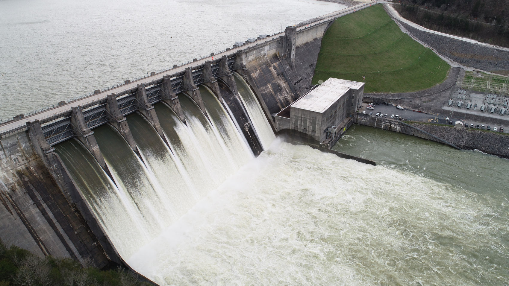 Center Hill Dam